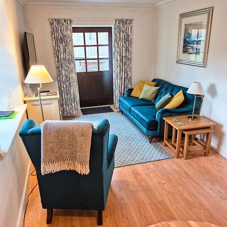 Loch Lomond Finnich Cottages ดรายเมน ภายนอก รูปภาพ