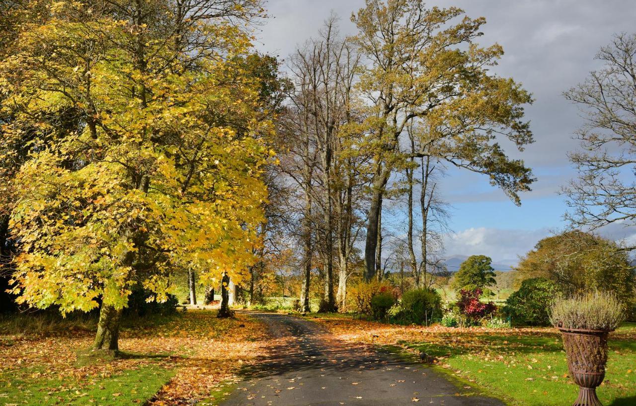 Loch Lomond Finnich Cottages ดรายเมน ภายนอก รูปภาพ