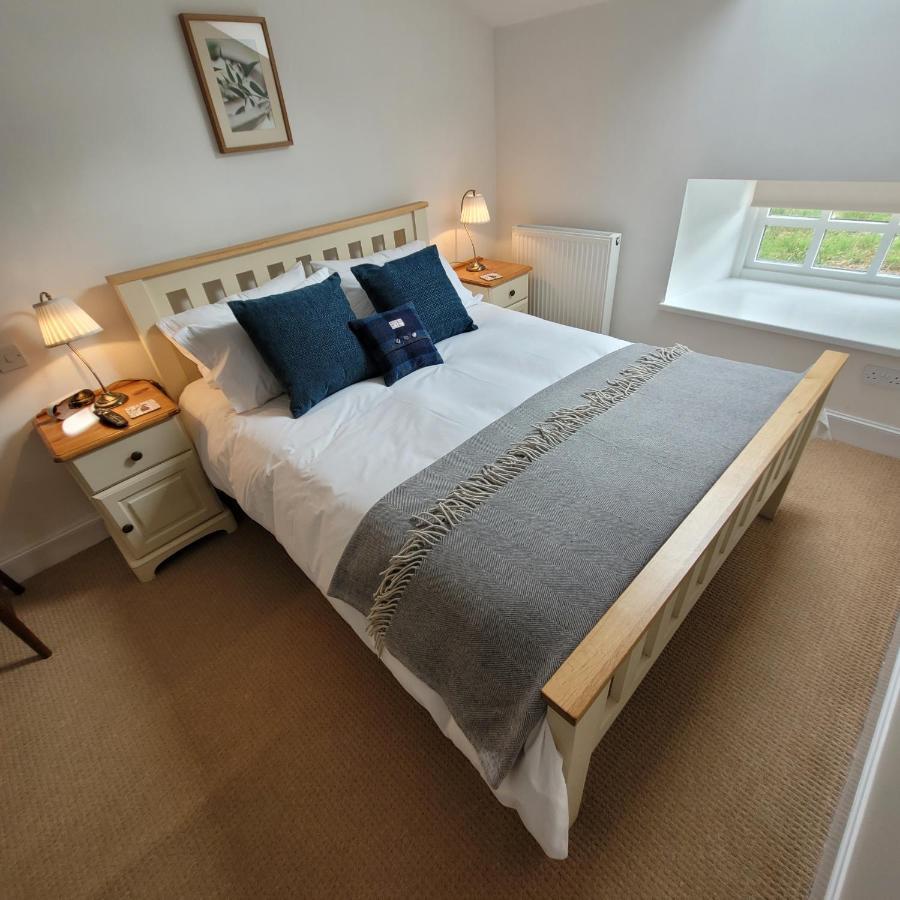 Loch Lomond Finnich Cottages ดรายเมน ภายนอก รูปภาพ