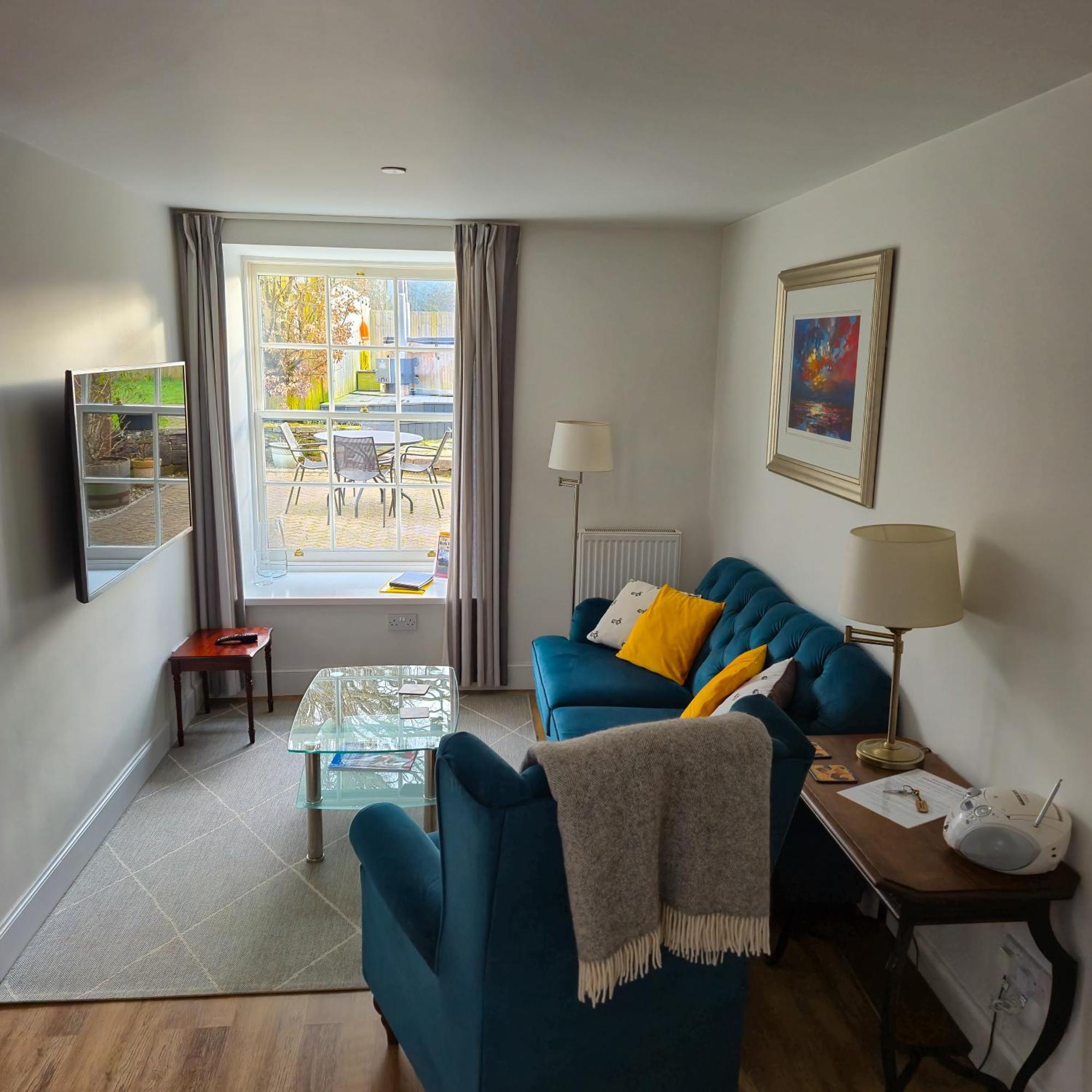 Loch Lomond Finnich Cottages ดรายเมน ภายนอก รูปภาพ