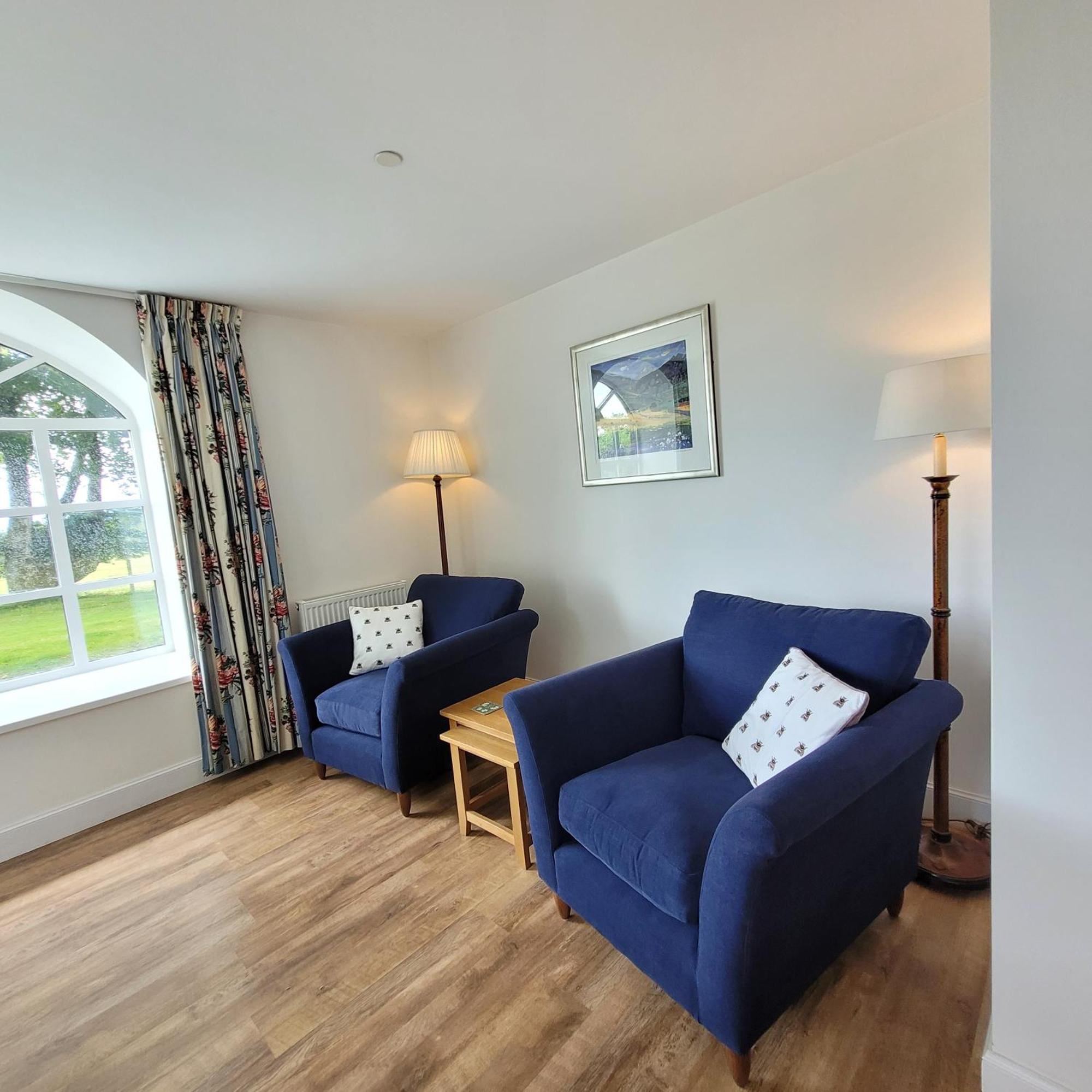 Loch Lomond Finnich Cottages ดรายเมน ภายนอก รูปภาพ