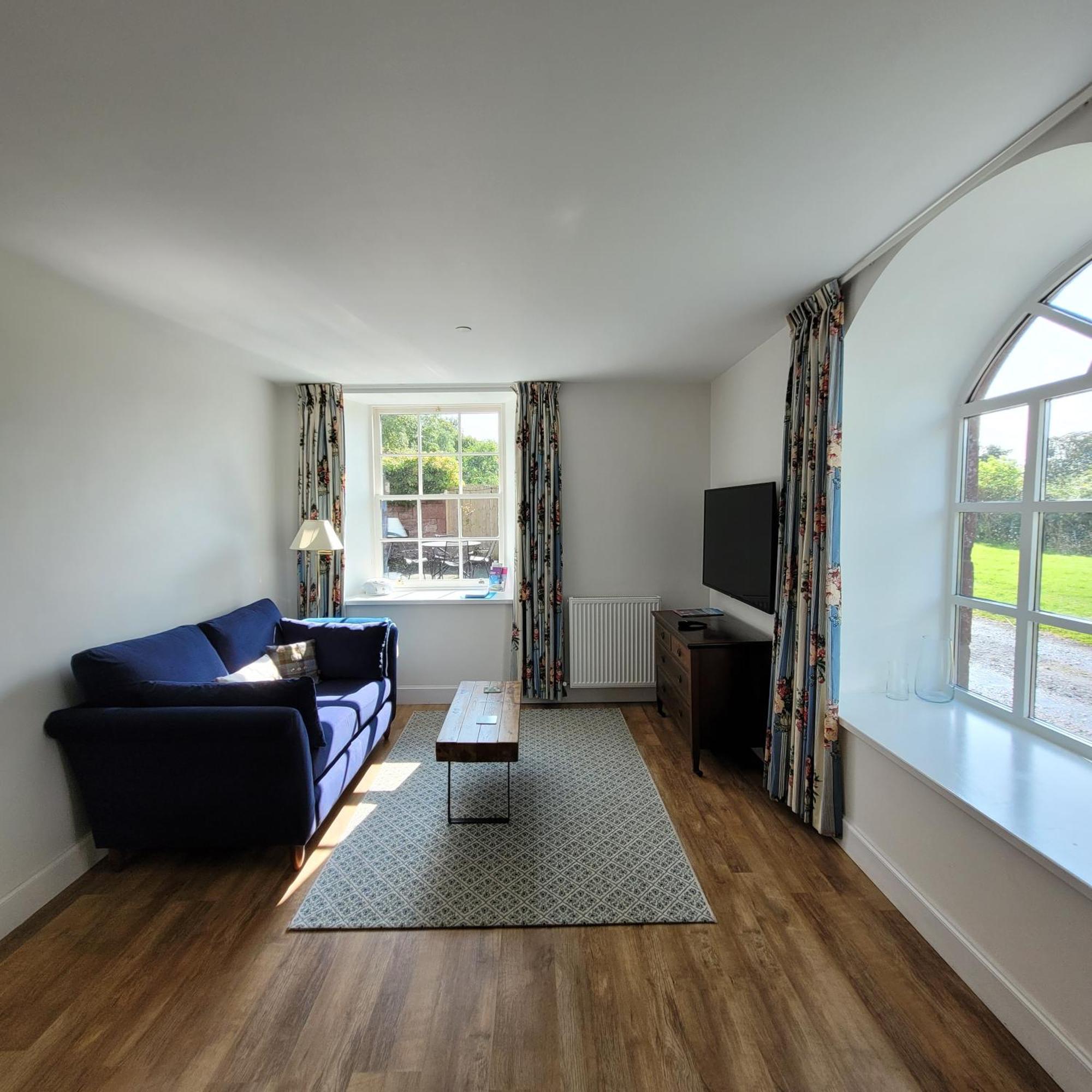 Loch Lomond Finnich Cottages ดรายเมน ภายนอก รูปภาพ